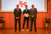 رئيس جامعة بنها يهنىء الطالب محمد حجازي لاختياره ضمن أفضل 20 خريج على مستوى التدريب الصيفي